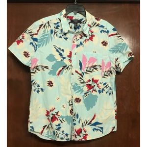 Forever 21 Men’s Casual Button Down